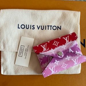 Limited edition LV card holder NEW , never used